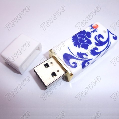 體現(xiàn)濃厚中國風(fēng)精美青花瓷U盤定制